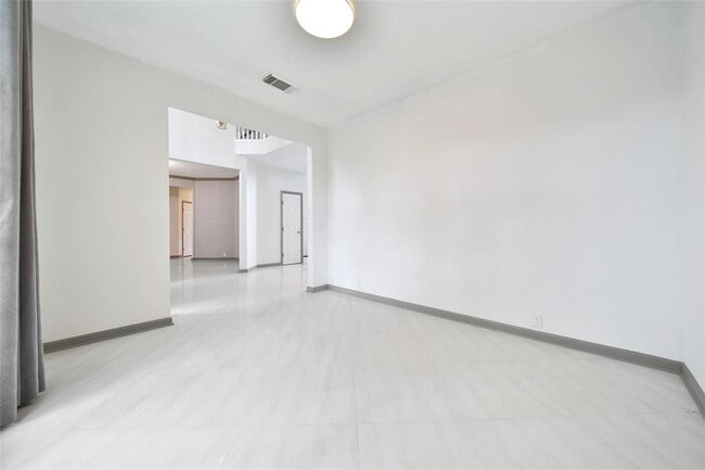 Building Photo - 6215 Jacob Canyon Dr