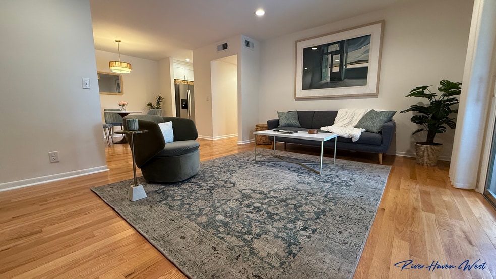 Living Room - 515 Basswood Ave