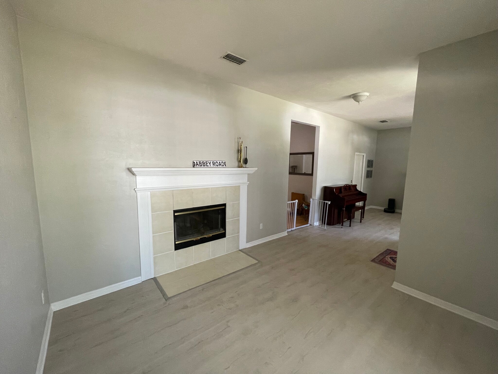 Building Photo - 6746 NW 37th Ter