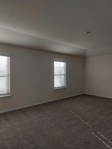 Building Photo - 2810 Peony Dr