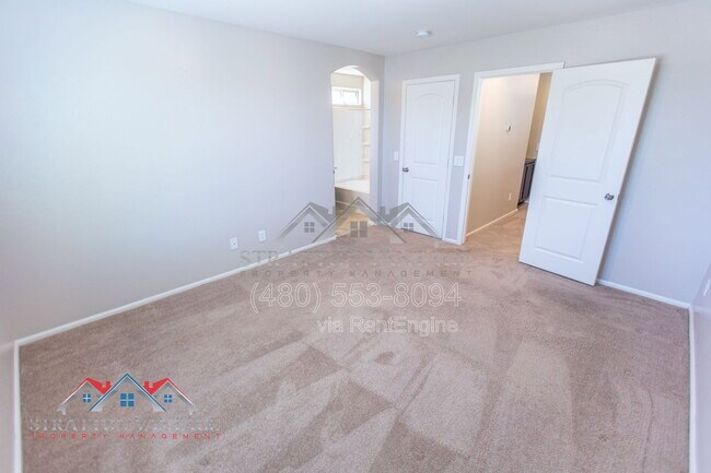 Building Photo - 2218 N 77th Dr