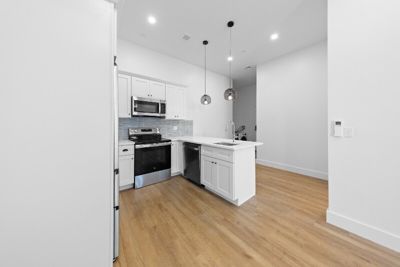 Building Photo - 101 Richmond St