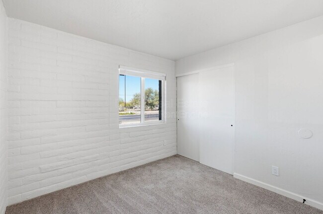 Building Photo - 3601 S Calle Polar