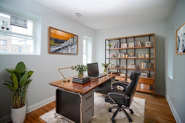 Building Photo - 651 E Groveland Park