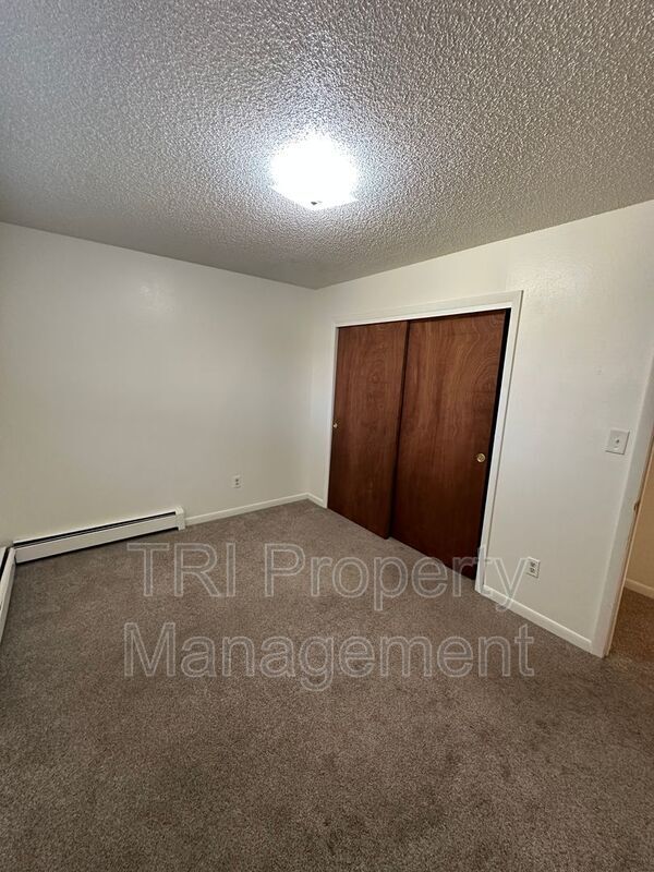 Building Photo - 1304 29th St