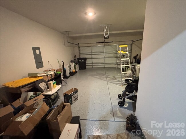 Building Photo - 1019 Clementine Rd