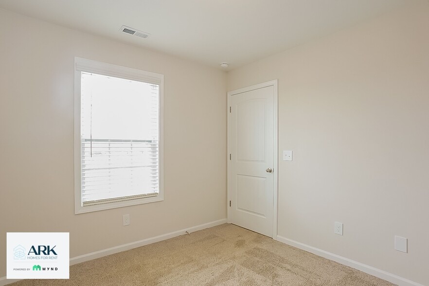 Building Photo - 2009 Catlet Ct