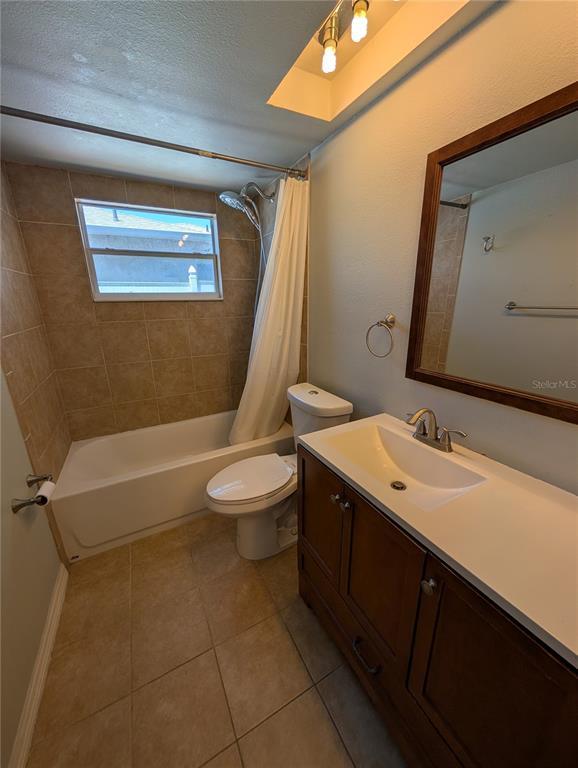 Building Photo - 6947 Bottle Brush Dr