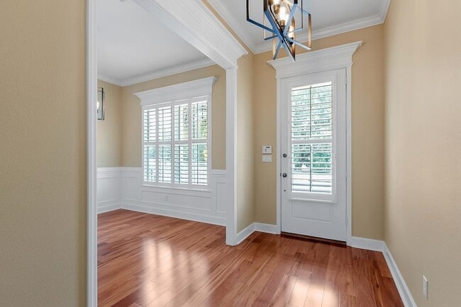 Building Photo - 4244 Grove Park Dr