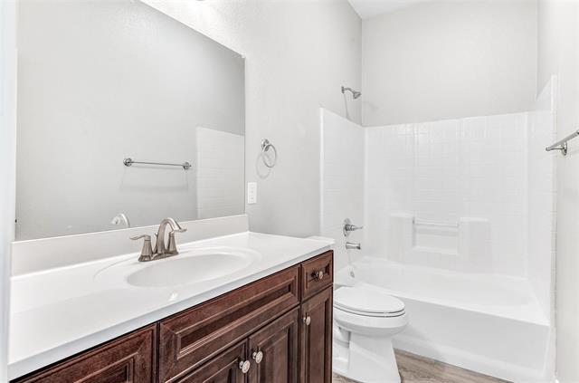 Building Photo - 213 Wyndham Meadows Way