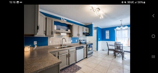 Building Photo - 600 Nordale Ave