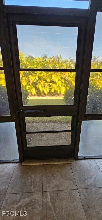 Building Photo - 1507 Cape Coral Pkwy W