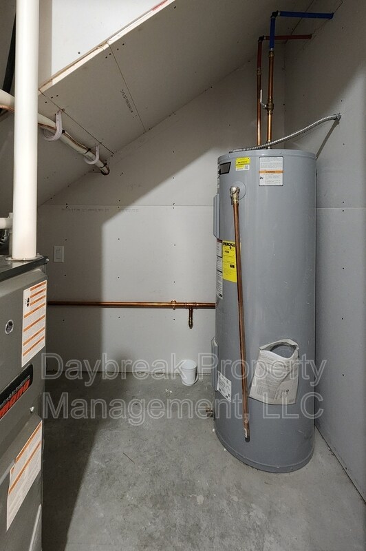 Building Photo - 6728 66th Ave S