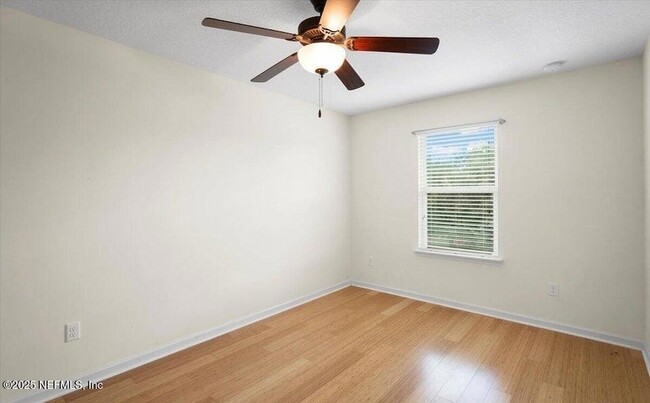 Building Photo - 612 Wishing Wy