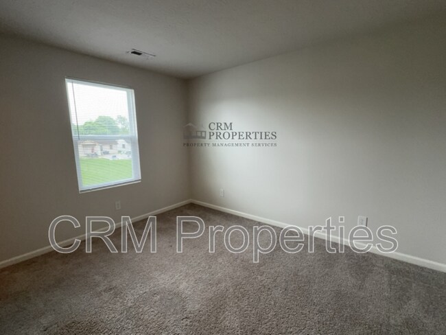 Building Photo - 211 Barr Ct