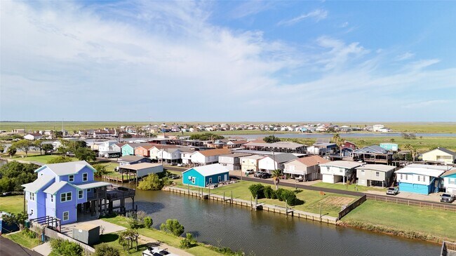 Building Photo - 219 Leeward Way