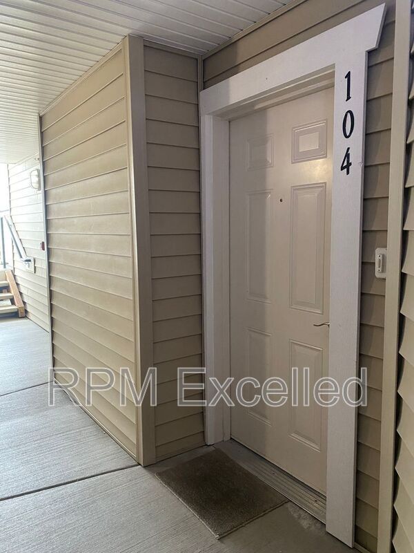Primary Photo - 13421 97th Ave E