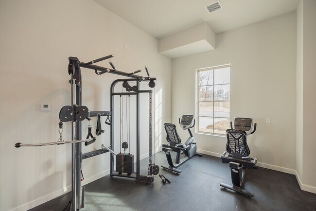 Building Photo - BRAND NEW LUXURY 3 BEDROOM 2.5 BATH TOWNHO...