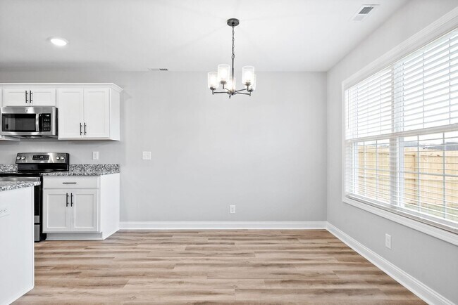 Building Photo - 3 Bedroom Home For Rent Near Liberty Church Road!