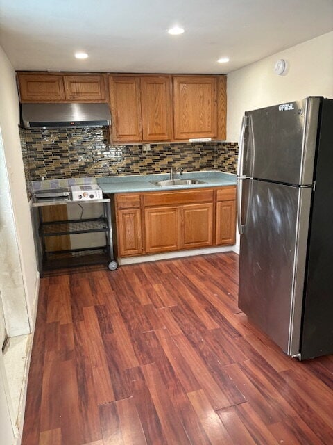 Building Photo - Spacious Studio - Utilities Included + Int...