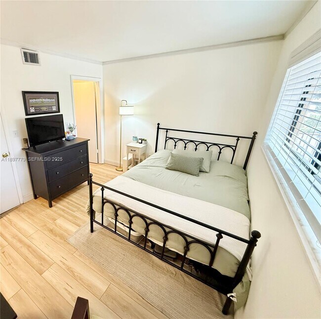 Building Photo - 7451 NW 16th St