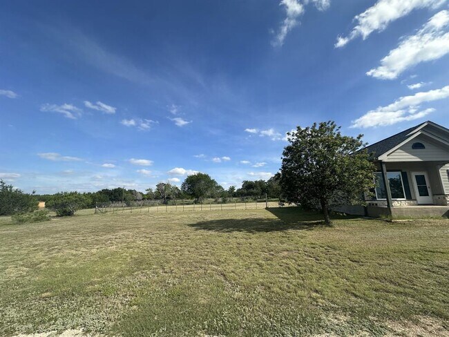 Building Photo - 1640 Co Rd 228