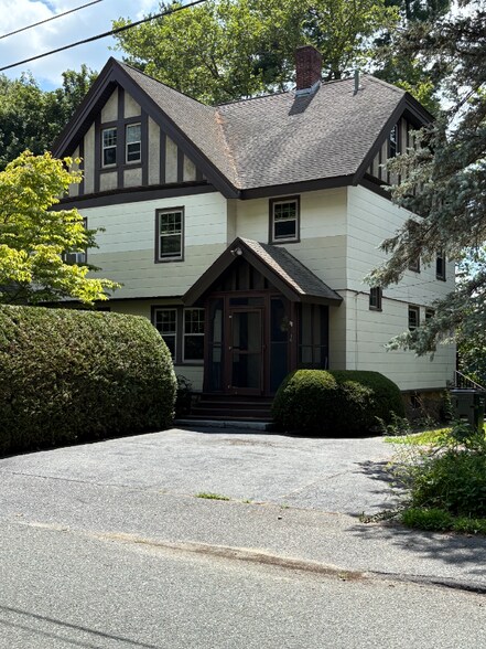 Primary Photo - 16 Inman St