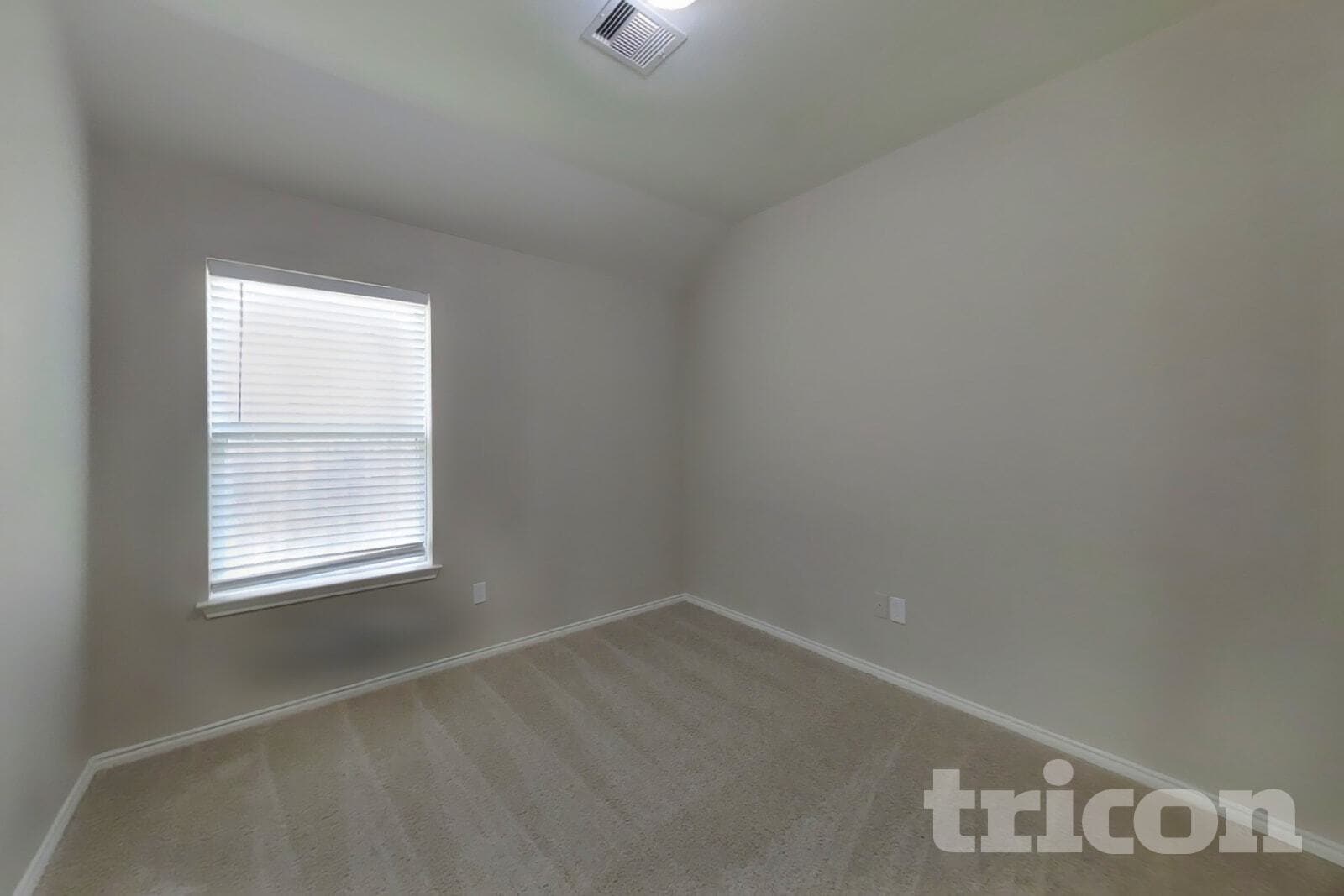 Building Photo - 13702 Sun Bear Ct