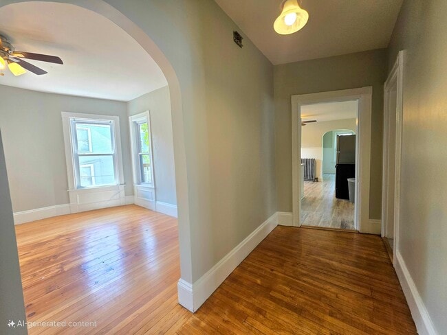 Building Photo - 644 Maple St
