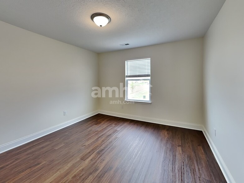 Building Photo - 8110 Hula Popper St