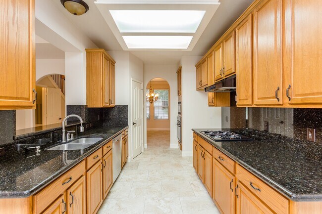 Building Photo - 44 Teak Mill Pl