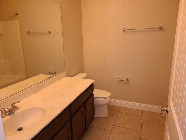 Building Photo - 1497 Softshell St