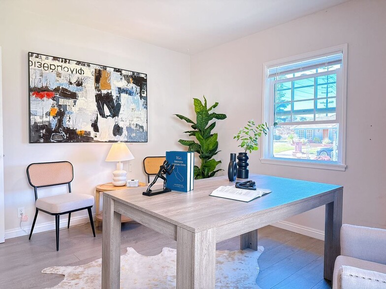 Building Photo - 2830 Winthrop Ave