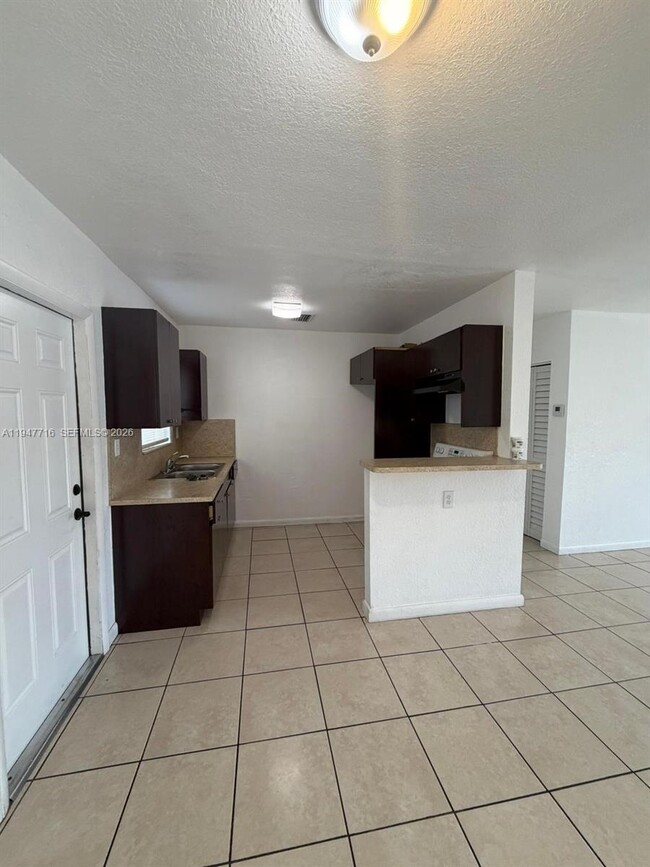 Building Photo - 3041 NW 52nd St