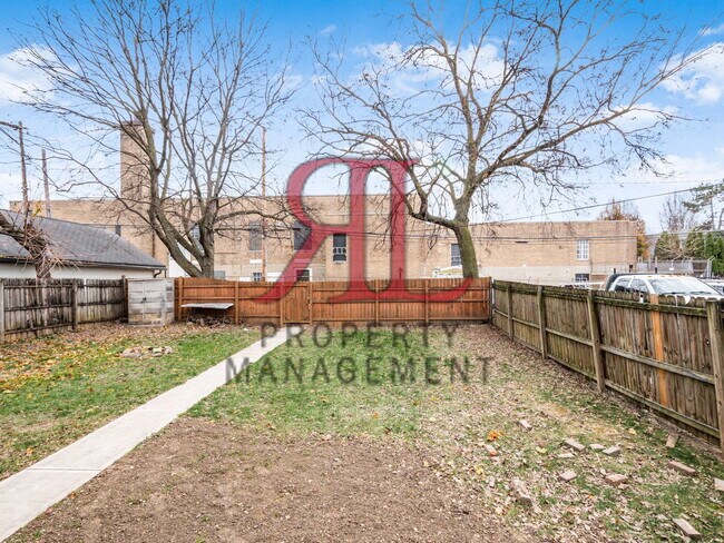 Building Photo - 1268 Courtland Ave