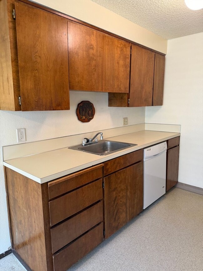Building Photo - 2bed/ 1bath