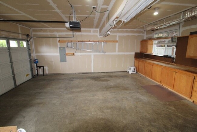 Building Photo - 2529 97th Pl SE
