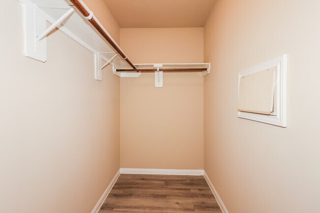 Building Photo - 5614 Long Arbor Ln