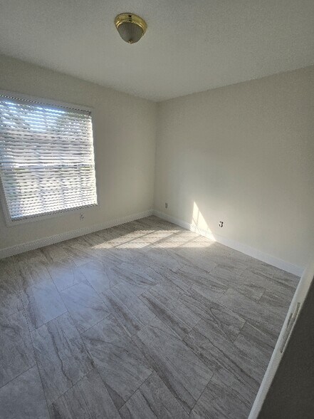 Building Photo - 11804 Wildfire Way