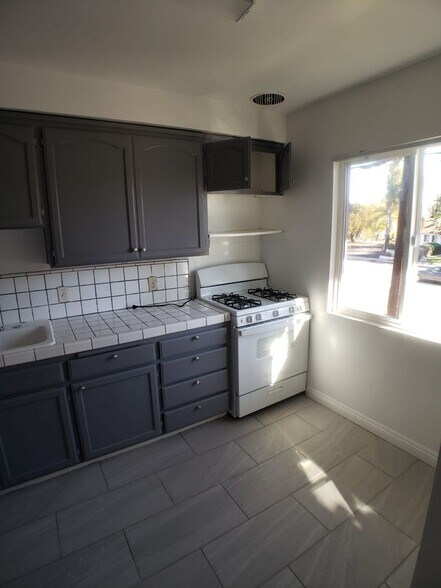 Building Photo - 5433 Sepulveda Blvd