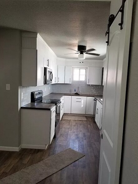 Building Photo - 810 Santa Cruz Dr