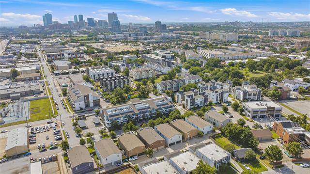 Building Photo - 210 Wimberly St