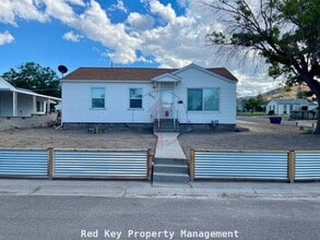 Building Photo - 3150 W Duplex