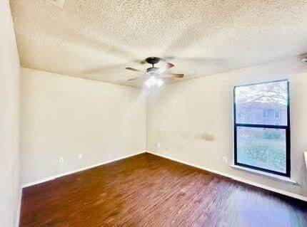 Building Photo - 10616 Mellow Ln