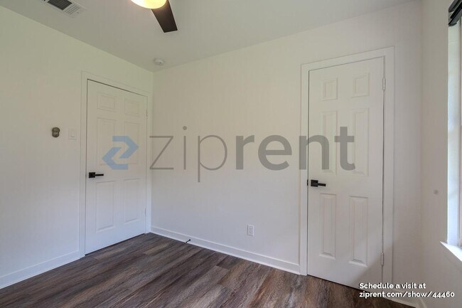 Building Photo - 4111 Beran Dr