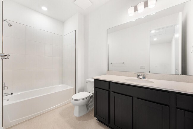 Building Photo - 4315 Efendi Dr