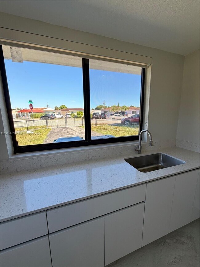 Building Photo - 7330 SW 11th St