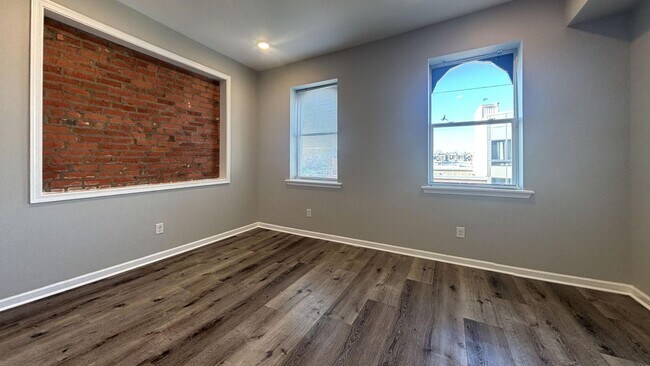 Building Photo - 3232 W Berks St