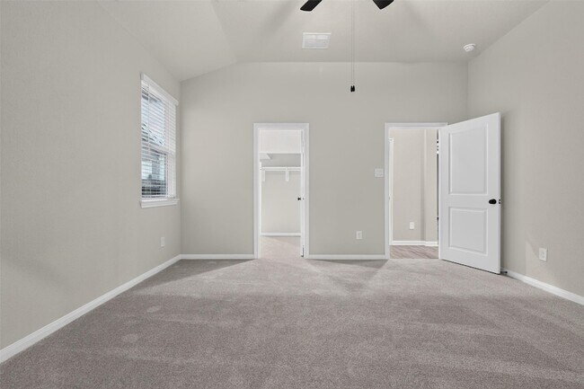 Building Photo - 6427 Prospect Oaks Pkwy