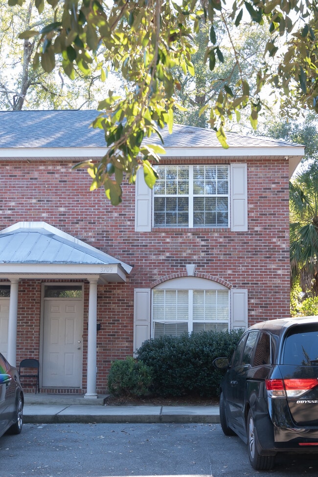 Building Photo - 2031 Tyson Grn Trl
